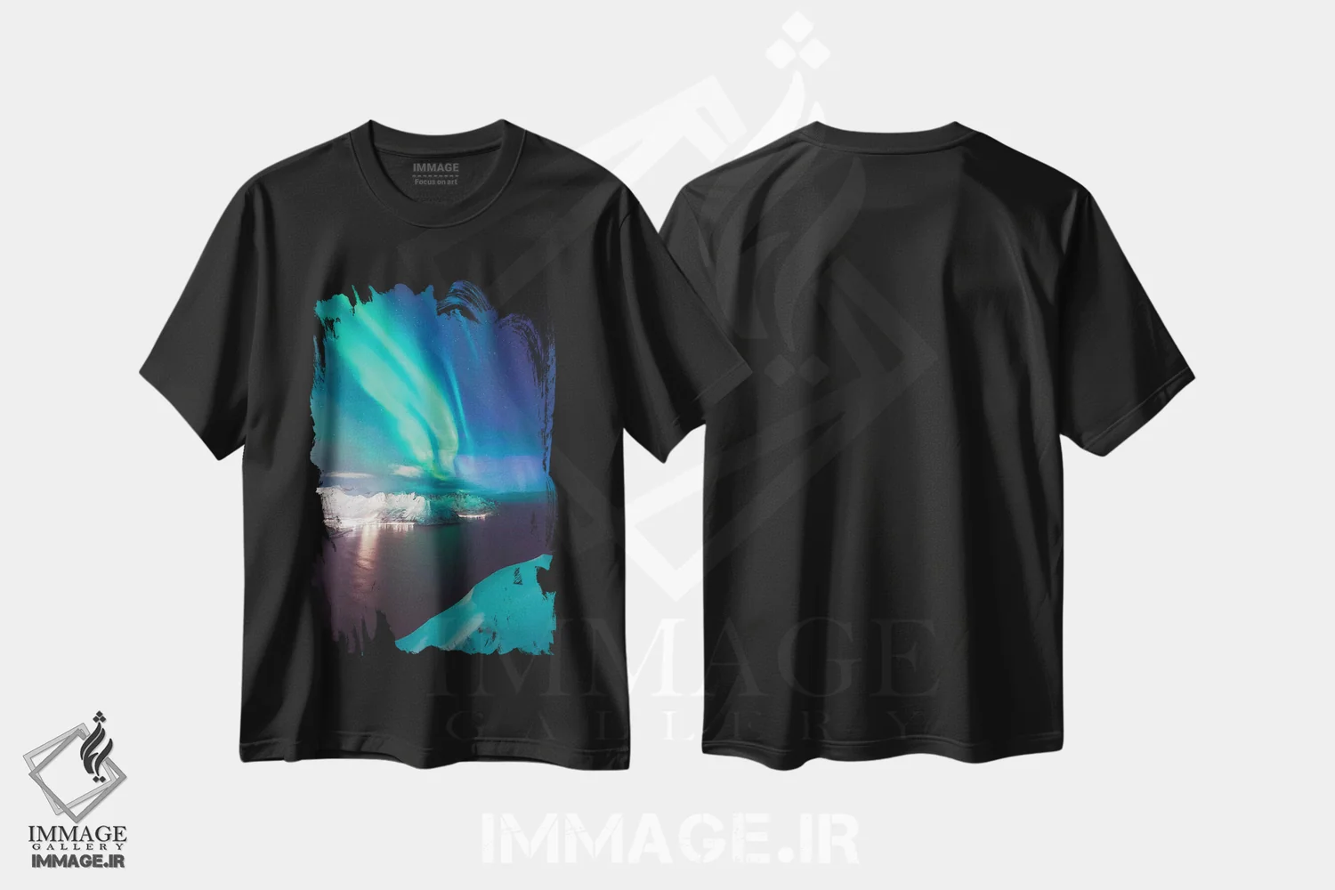 تیشرت مشکی طرح دار دور از خانه، مدیوم اثر استفن فوس بک | immage.ir