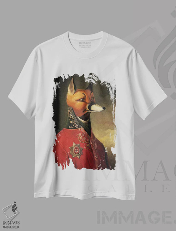 تیشرت سفید طرح دار آقای اصیل با لباس قرمز، تزئینی اثر فوکسی اند پیپر | immage.ir