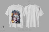 تیشرت سفید طرح دار میرنا اهل کالیستو، هنر فاخر معاصر اثر فیبل | immage.ir