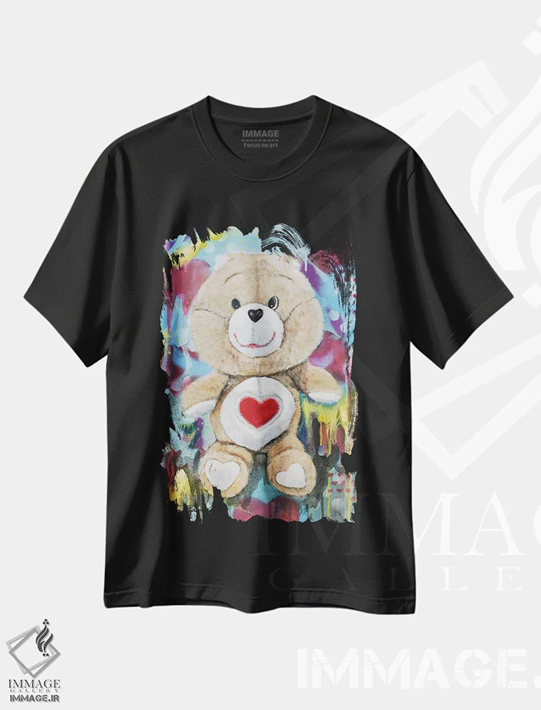 تیشرت مشکی طرح دار دل را بر دوش داشتن، مدیوم اثر تارا گامل | immage.ir