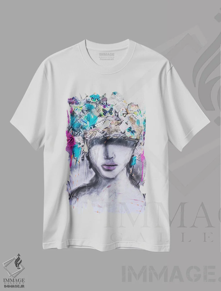 تیشرت سفید طرح دار چرا که نقشه هایم برایت را می دانم، دکور معاصر اثر تارا گامل | immage.ir