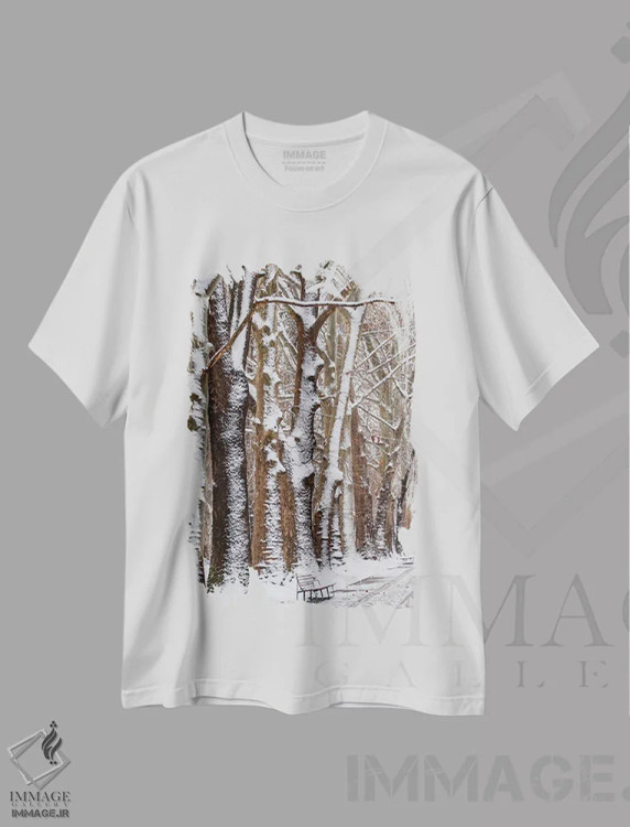 تیشرت سفید طرح دار برف طبیعت، دکور تعطیلات اثر گوران آناستاسوفسکی | immage.ir