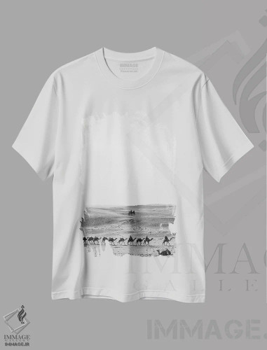 تیشرت سفید طرح دار مسیر شترها، عکاسی سیاه و سفید اثر گیلیارد برسسان | فروشگاه ایماژ