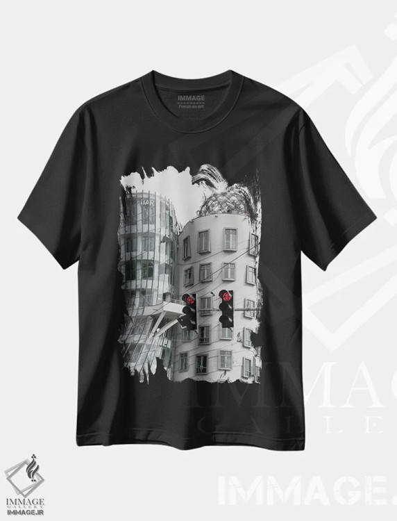 تیشرت مشکی طرح دار ساختمان کج، عکاسی با رنگ های درخشان اثر گیلیارد برسسان | immage.ir