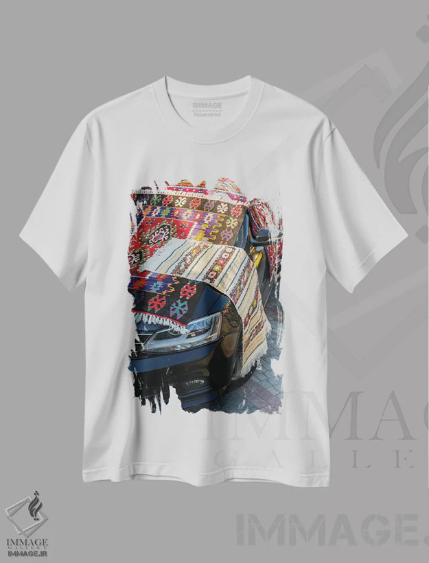 تیشرت سفید طرح دار قالی ها، مدیوم اثر گیلیارد برسسان | فروشگاه ایماژ