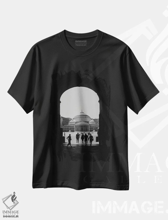 تیشرت مشکی طرح دار دریچه ناپل، عکاسی سیاه و سفید اثر گیلیارد برسسان | immage.ir