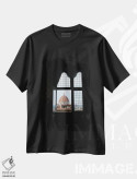 تیشرت مشکی طرح دار پنجره فلورانس، دکوراسیون جایگزین اثر گیلیارد برسسان | immage.ir