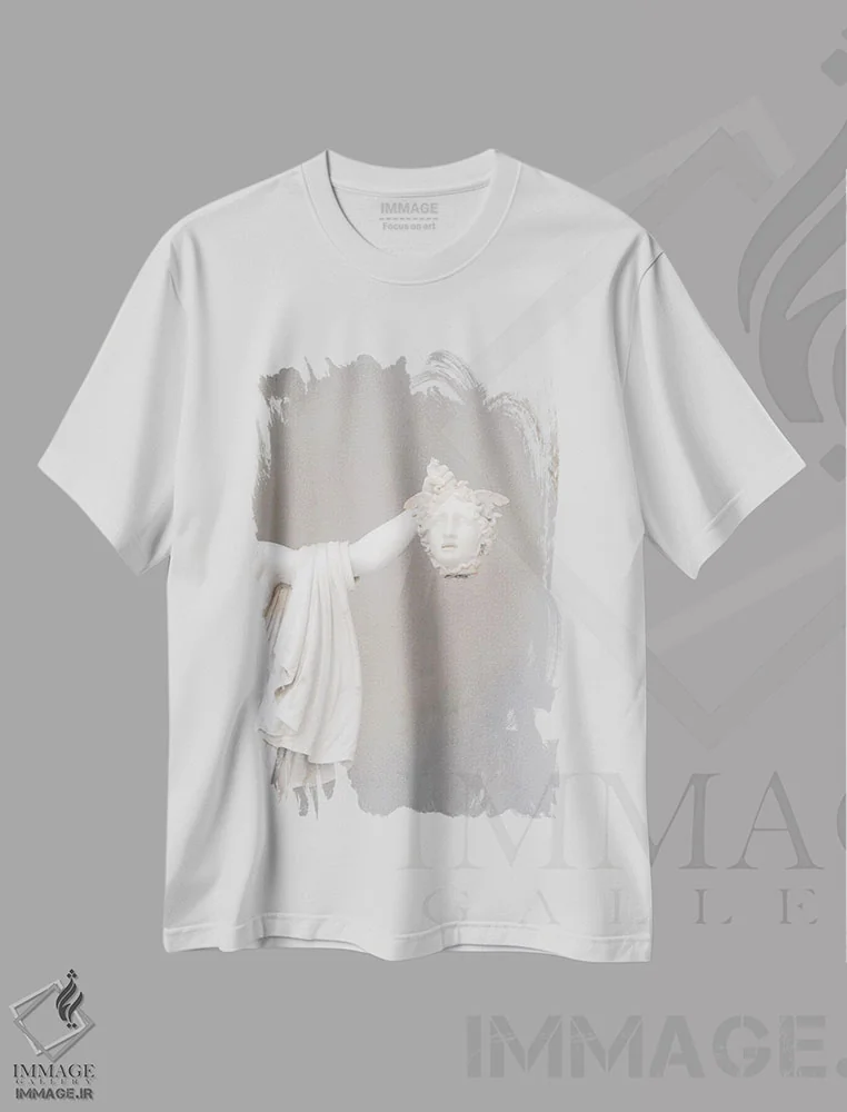 تیشرت سفید طرح دار سر مدوسا، دکوراسیون جایگزین اثر گیلیارد برسسان | فروشگاه ایماژ