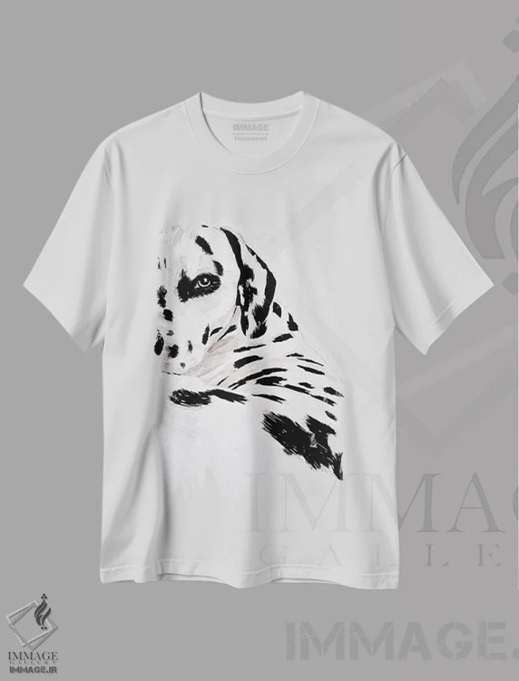 تیشرت سفید طرح دار نگاه به عقب به من، هنر فاخر معاصر اثر گیل لبلو | فروشگاه ایماژ