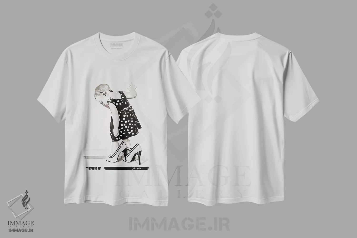 تیشرت سفید طرح دار دوراهی، هنر فاخر معاصر اثر گیل لبلو | immage.ir