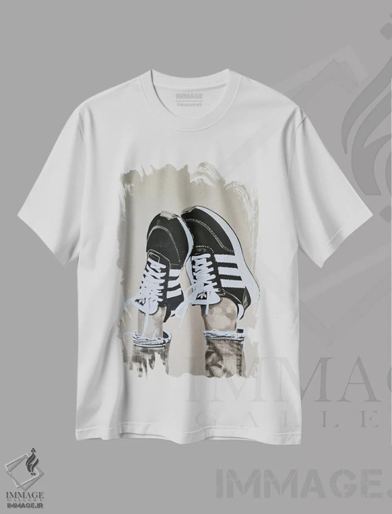 تیشرت سفید طرح دار در انتظار معشوقم، هنر فاخر معاصر اثر گیل لبلو | immage.ir