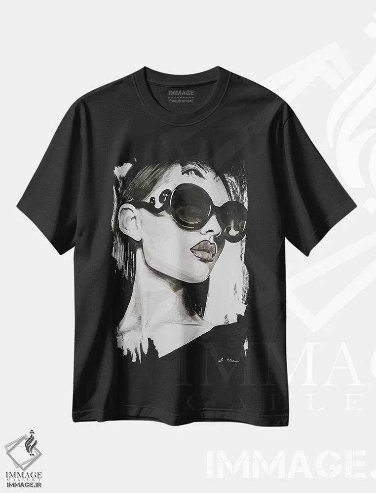 تیشرت مشکی طرح دار خیلی شیک، هنر فاخر معاصر اثر گیل لبلو | immage.ir