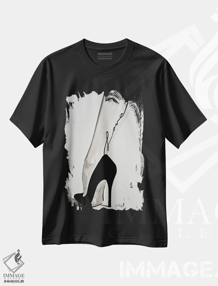 تیشرت مشکی طرح دار عشق همان عشق است، هنر تزئینی سیاه و سفید اثر گیل لبلو | فروشگاه ایماژ