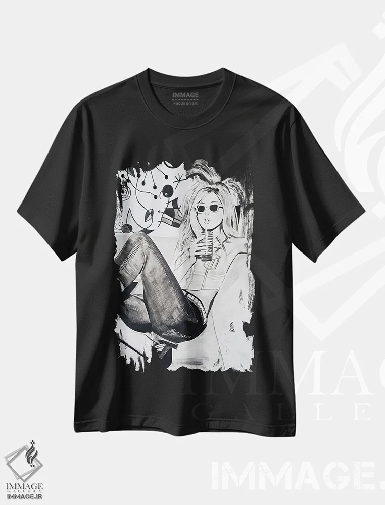 تیشرت مشکی طرح دار الهام بخش میرو، هنر تزئینی سیاه و سفید اثر گیل لبلو | فروشگاه ایماژ