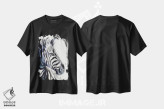 تیشرت مشکی طرح دار گورخر، مدیوم اثر جورج دیاچنکو | immage.ir