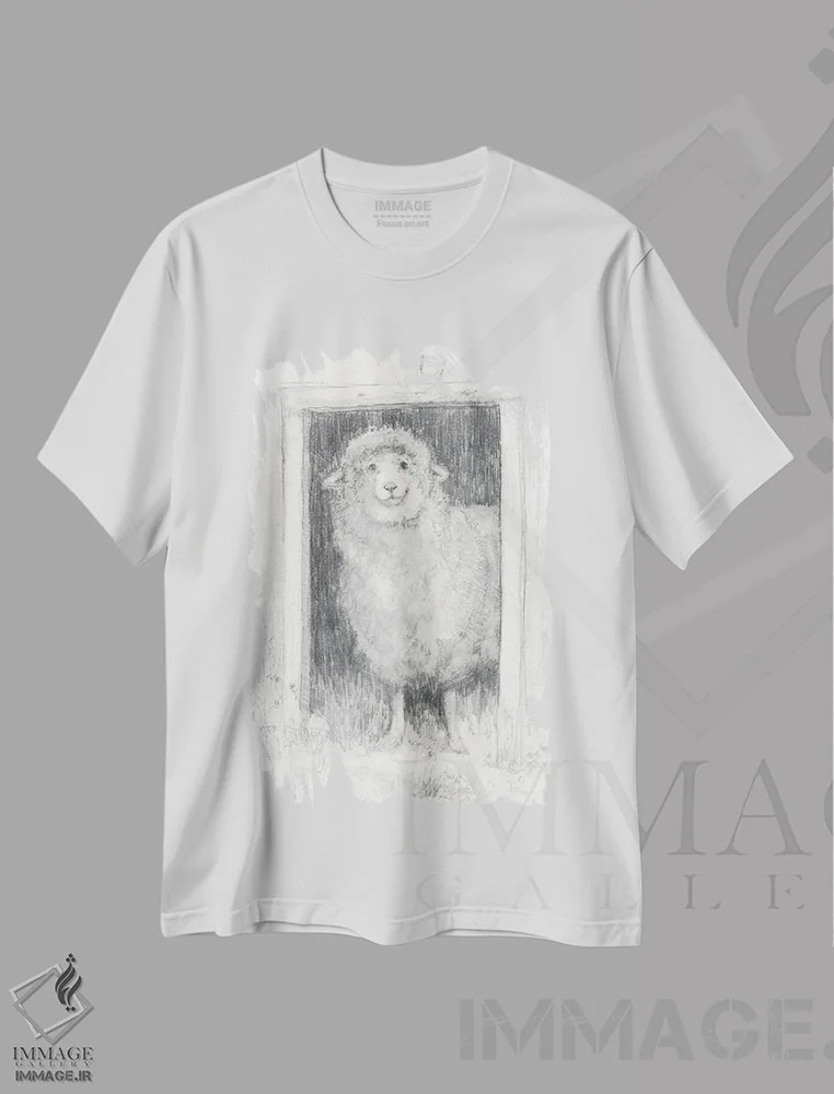 تیشرت سفید طرح دار گوسفند خوشحال، دکور روستایی اثر جورج دیاچنکو | فروشگاه ایماژ