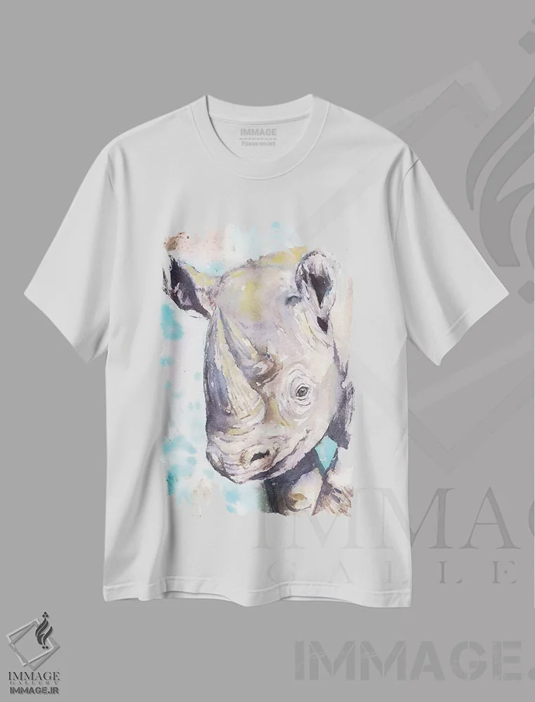 تیشرت سفید طرح دار کرگدن بچه خوشحال، مدیوم اثر جورج دیاچنکو | فروشگاه ایماژ