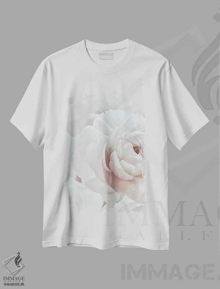 تیشرت سفید طرح دار شکوفه سفید I، دکور معاصر اثر مونیکا استریگل | immage.ir