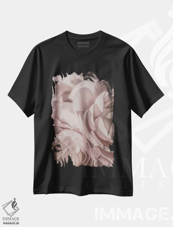 تیشرت مشکی طرح دار گل علف کره ای سرخ گونه تیره I، دکور معاصر اثر مونیکا استریگل | immage.ir