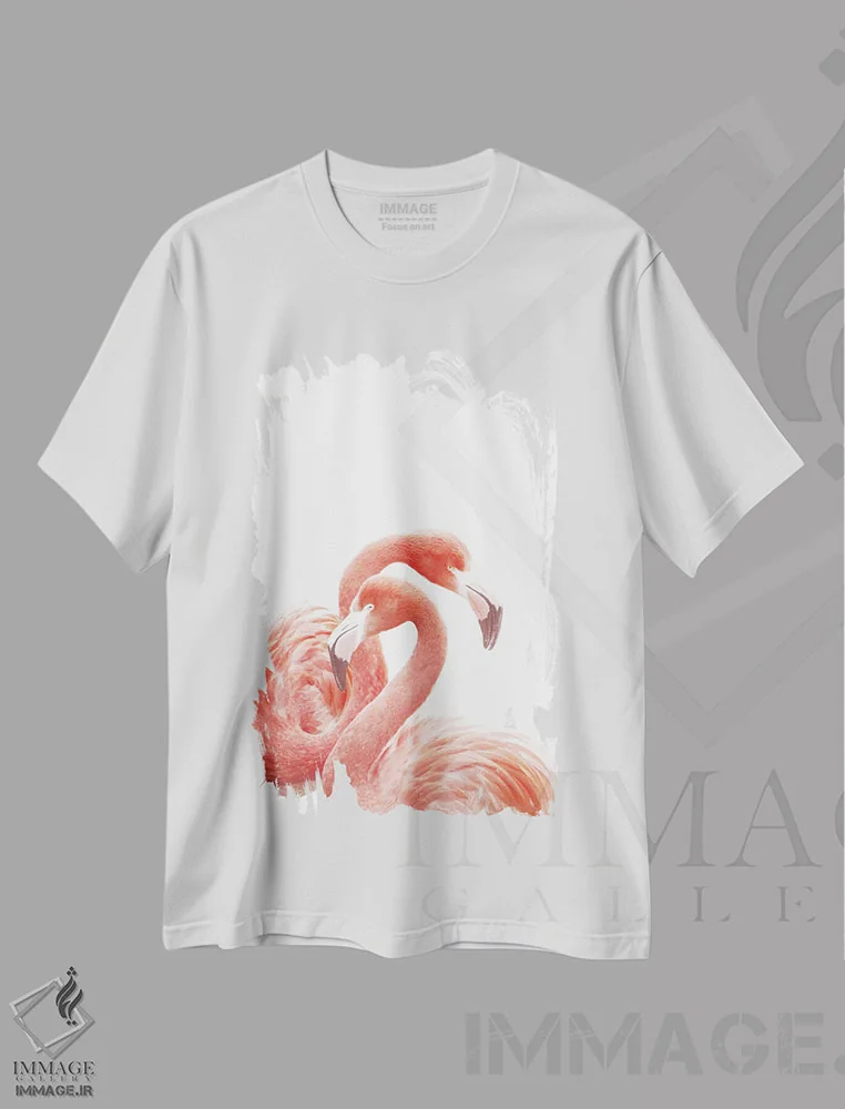 تیشرت سفید طرح دار فلامینگوهای سفید، تزئینی اثر مونیکا استریگل | immage.ir