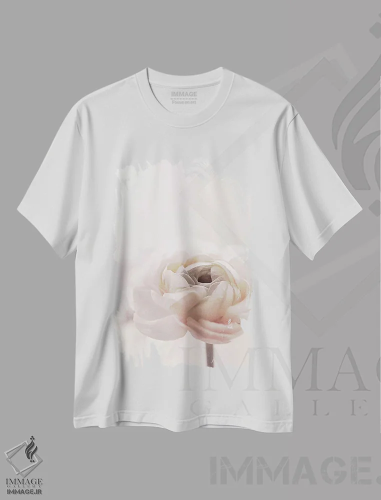 تیشرت سفید طرح دار گل I1، دکور معاصر اثر مونیکا استریگل | immage.ir