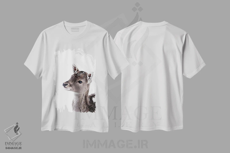 تیشرت سفید طرح دار آهوچه فیونا II، دکور کلبه و لژ اثر مونیکا استریگل | immage.ir