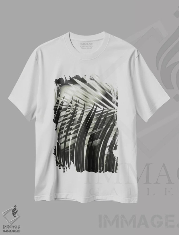تیشرت سفید طرح دار برگ های نخل با سایه های سبز، تزئینی اثر مونیکا استریگل | فروشگاه ایماژ