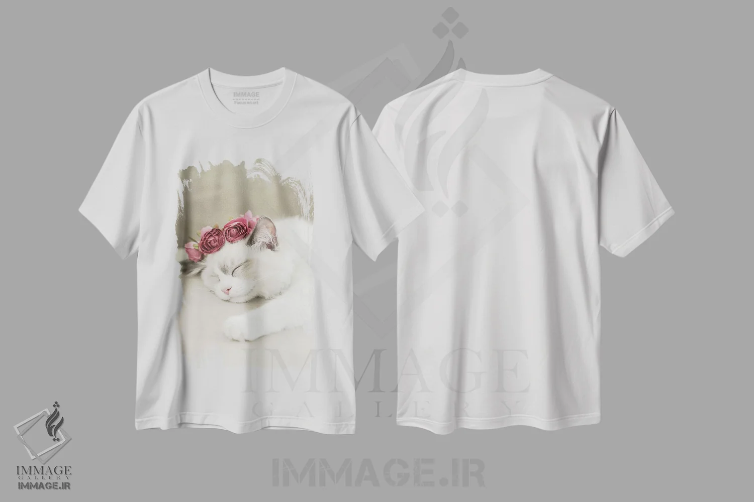 تیشرت سفید طرح دار گربه خواب آلود، تزئینی اثر مونیکا استریگل | immage.ir
