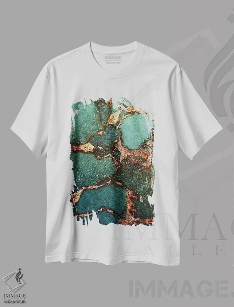 تیشرت سفید طرح دار سنگ قیمتی و طلا اثر مونیکا استریگل | immage.ir
