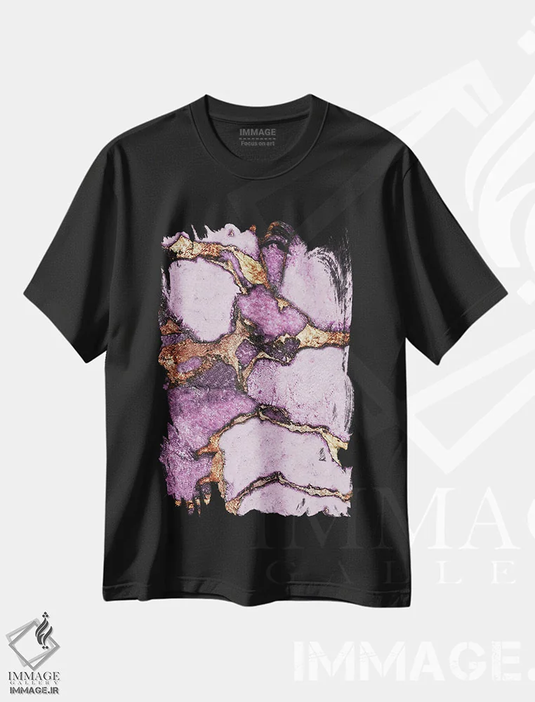 تیشرت مشکی طرح دار سنگ قیمتی و طلا اثر مونیکا استریگل | immage.ir