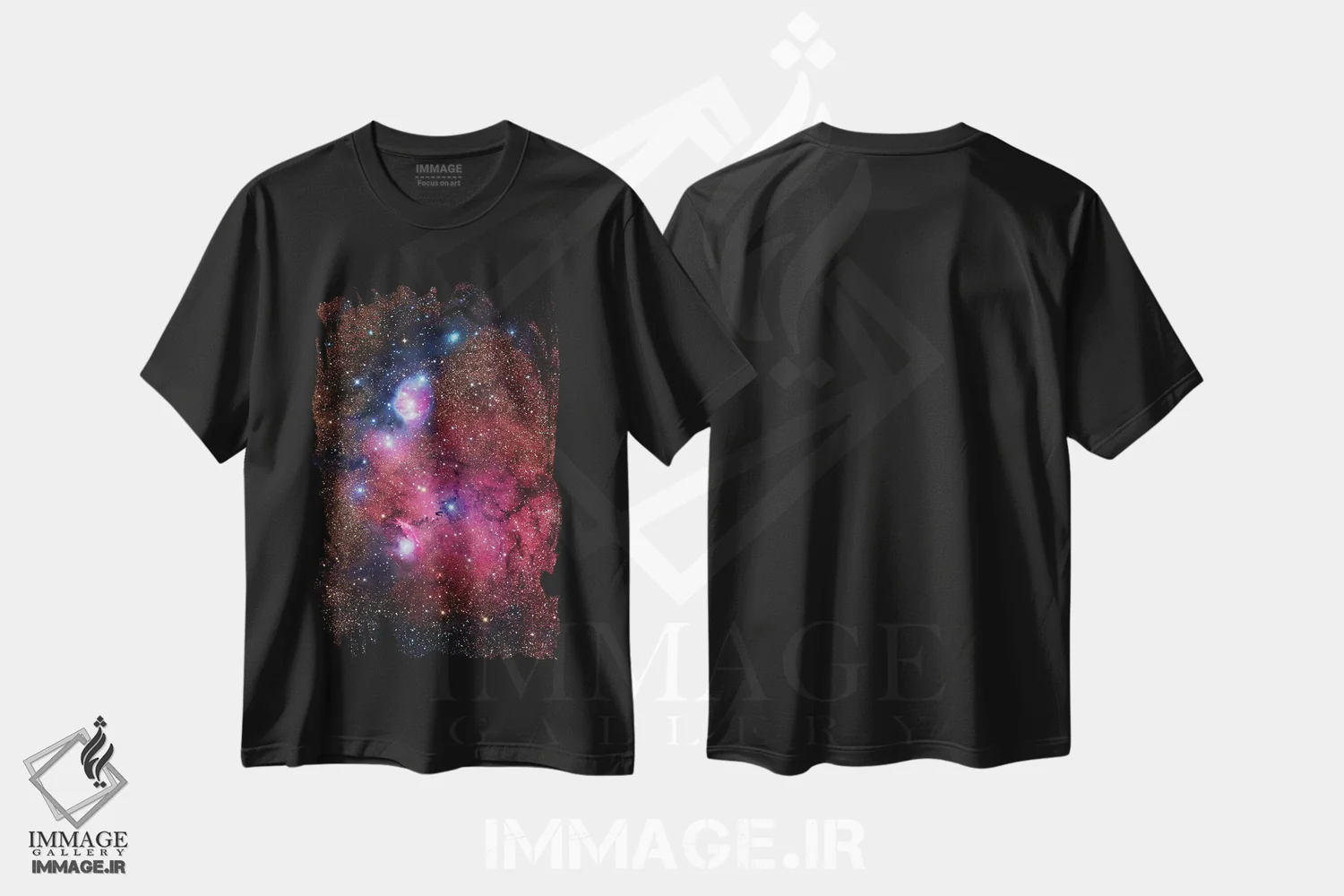 تیشرت مشکی طرح دار سحابی در قوس، مدیوم اثر رابرت گندلر | immage.ir
