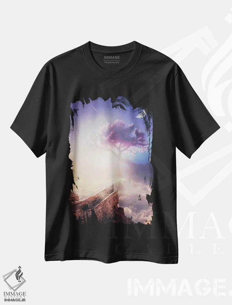 تیشرت مشکی طرح دار حس ژاپنی با درخت شکوفه گیلاس، عکاسی ترکیبی اثر جن زد | فروشگاه ایماژ