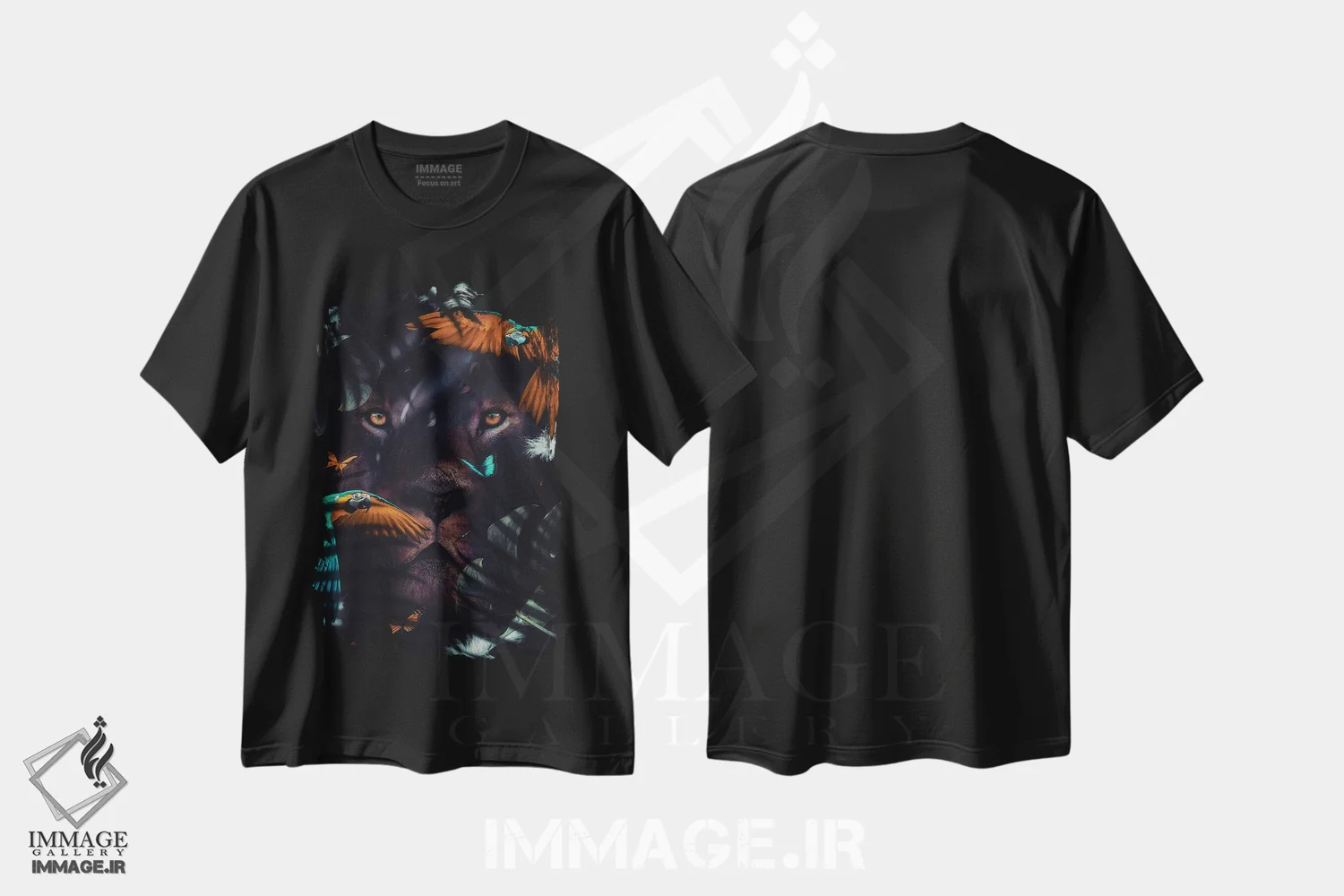 تیشرت مشکی طرح دار پرتره شیر و طوطی ها در جنگل، عکاسی ترکیبی اثر جن زد | فروشگاه ایماژ