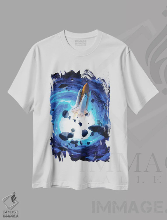 تیشرت سفید طرح دار پرتاب موشک، گردباد آبی و سیارک ها، عکاسی ترکیبی اثر جن زد | فروشگاه ایماژ