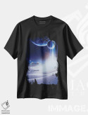 تیشرت مشکی طرح دار احساسات بیابان فضایی و هرم ها، عکاسی ترکیبی اثر جن زد | فروشگاه ایماژ