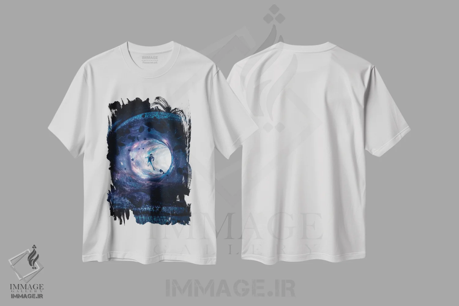 تیشرت سفید طرح دار چشم فضایی، کرم چاله و فضانورد، عکاسی ترکیبی اثر جن زد | فروشگاه ایماژ