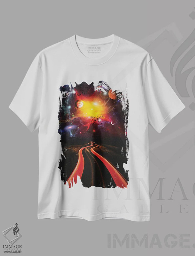 تیشرت سفید طرح دار خودروی نور سرعت به سمت سیارات فضایی، دکوراسیون جایگزین اثر جن زد | فروشگاه ایماژ
