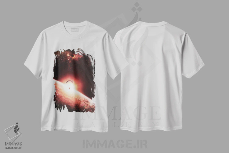 تیشرت سفید طرح دار چترباز فضایی بر فراز سیاره مریخ، عکاسی ترکیبی اثر جن زد | immage.ir