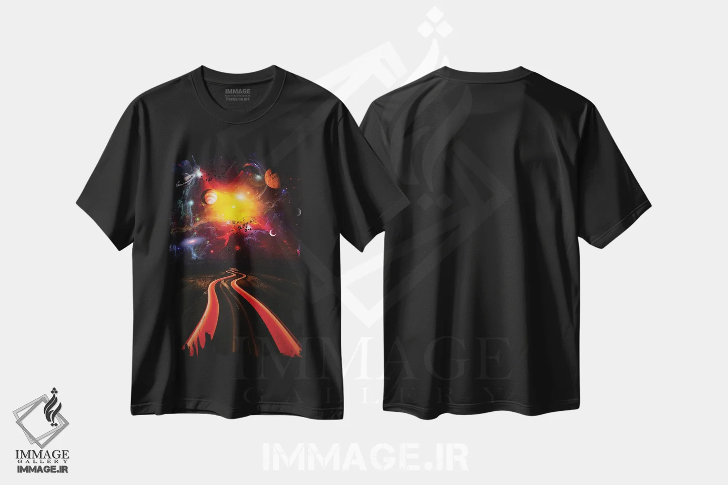 تیشرت مشکی طرح دار خودروی نور سرعت به سمت سیارات فضایی، دکوراسیون جایگزین اثر جن زد | immage.ir