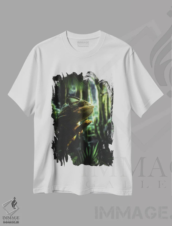 تیشرت سفید طرح دار آفتاب پرست و سنجاقک در جنگل شگفت انگیز، عکاسی ترکیبی اثر جن زد | immage.ir