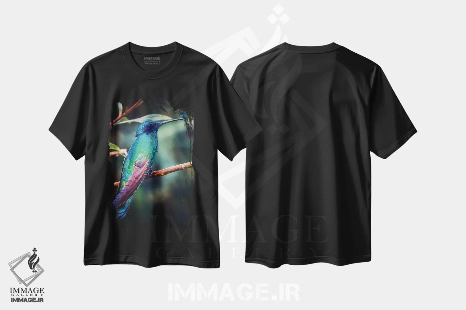 تیشرت مشکی طرح دار مرغ مگس خوار و پروانهٔ آبی، عکاسی ترکیبی اثر جن زد | immage.ir
