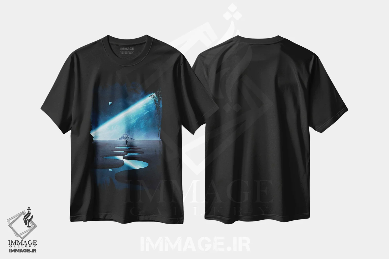 تیشرت مشکی طرح دار مون سن میشل و سیاره، هنر دیجیتال اثر جن زد | فروشگاه ایماژ