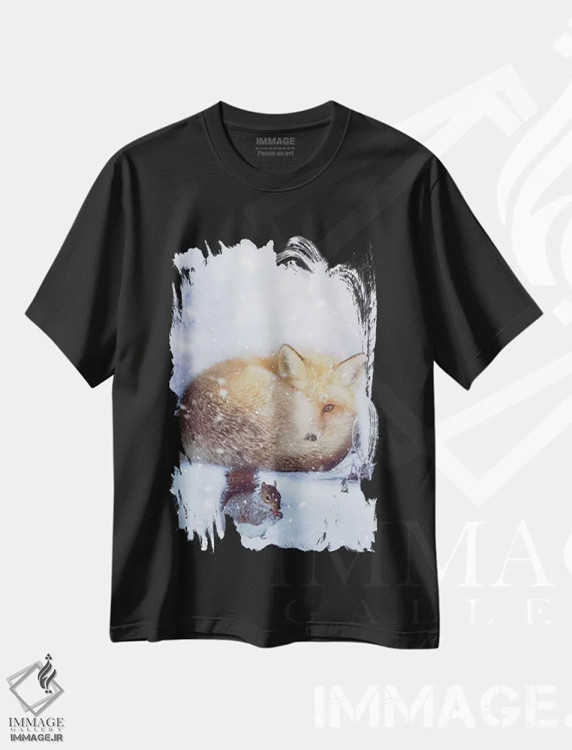 تیشرت مشکی طرح دار روباه قرمز و سنجاب در زمستان، هنر دیجیتال اثر جن زد | فروشگاه ایماژ