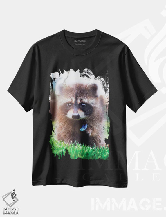 تیشرت مشکی طرح دار راکن میان چمن سبز و پروانه آبی، هنر دیجیتال اثر جن زد | فروشگاه ایماژ