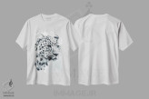 تیشرت سفید طرح دار پرتره پلنگ برفی سفید، هنر دیجیتال اثر جن زد | فروشگاه ایماژ