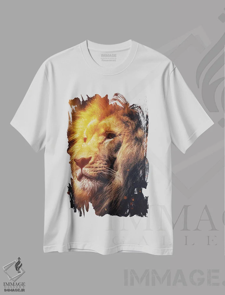 تیشرت سفید طرح دار روح شیر پادشاه آتشین، هنر دیجیتال اثر جن زد | فروشگاه ایماژ