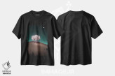 تیشرت مشکی طرح دار درخت، دره بیابان و هلال ماه، عکاسی ترکیبی اثر جن زد | فروشگاه ایماژ