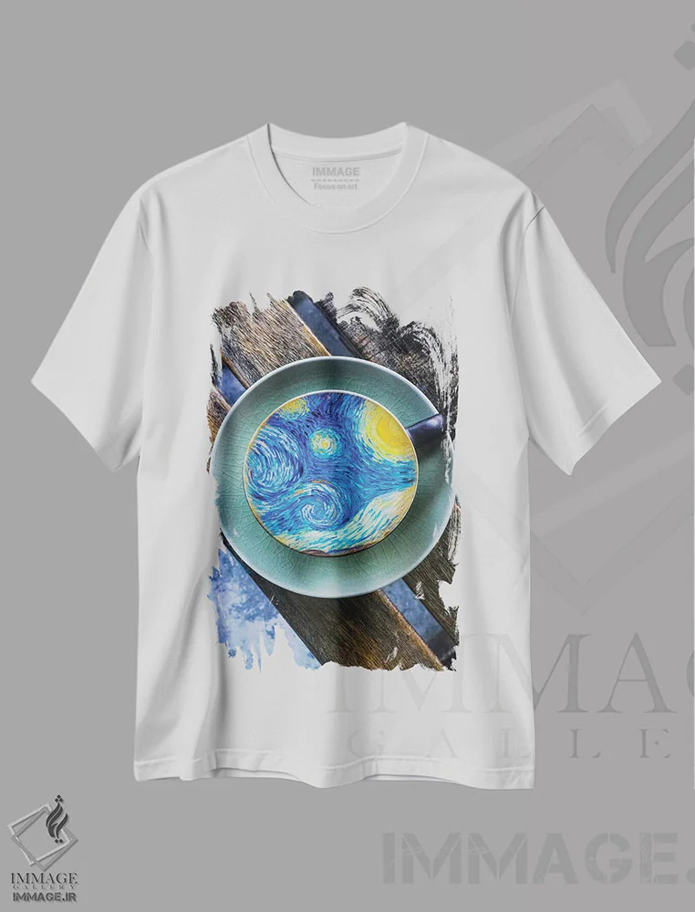 تیشرت سفید طرح دار فنجان قهوه شب پرستاره ون گوگ، عکاسی ترکیبی اثر جن زد | فروشگاه ایماژ