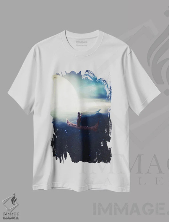 تیشرت سفید طرح دار جن روی دریای ابری خیالی، عکاسی ترکیبی اثر جن زد | فروشگاه ایماژ