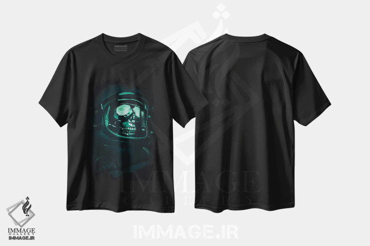 تیشرت مشکی طرح دار کلاه خود جمجمه ای اینفرارد فضانورد، عکاسی ترکیبی اثر جن زد | فروشگاه ایماژ